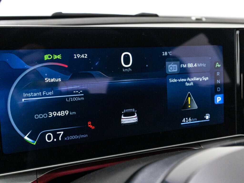 Geely Coolray с пробегом — 2023 год. Фото: #11