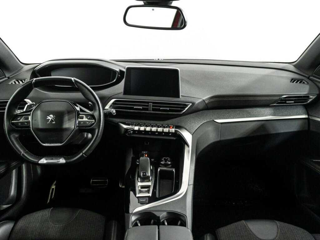 Peugeot 3008 с пробегом — 2017 год. Фото: #12