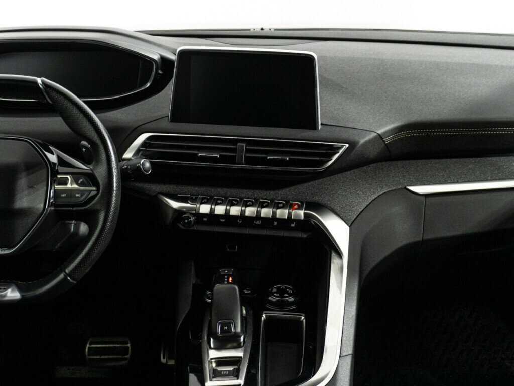Peugeot 3008 с пробегом — 2017 год. Фото: #13