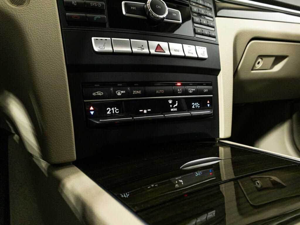 Mercedes-Benz E-Класс с пробегом — 2014 год. Фото: #15