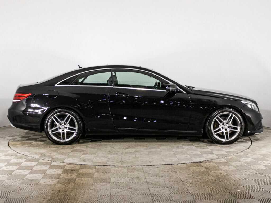 Mercedes-Benz E-Класс с пробегом — 2015 год. Фото: #3