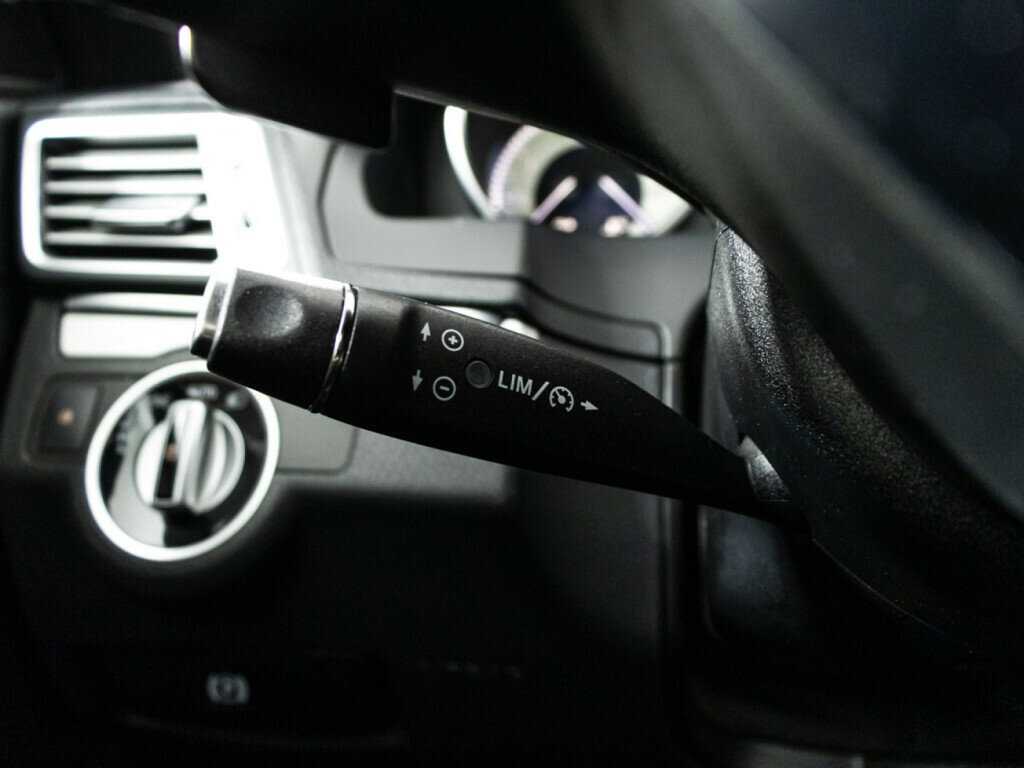 Mercedes-Benz E-Класс с пробегом — 2015 год. Фото: #13