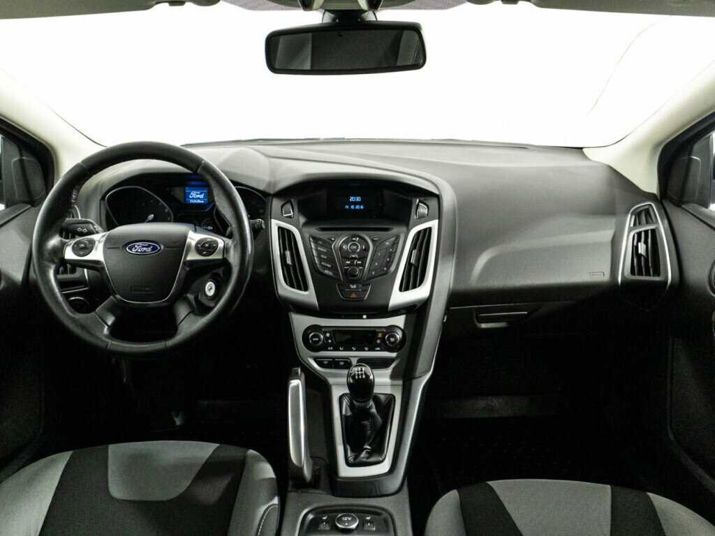 Ford Focus с пробегом — 2013 год. Фото: #12