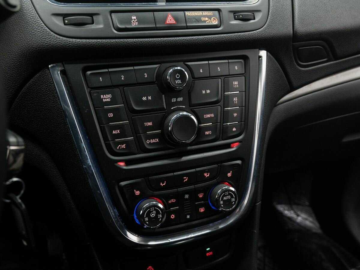 Opel Mokka с пробегом — 2012 год. Фото: #17