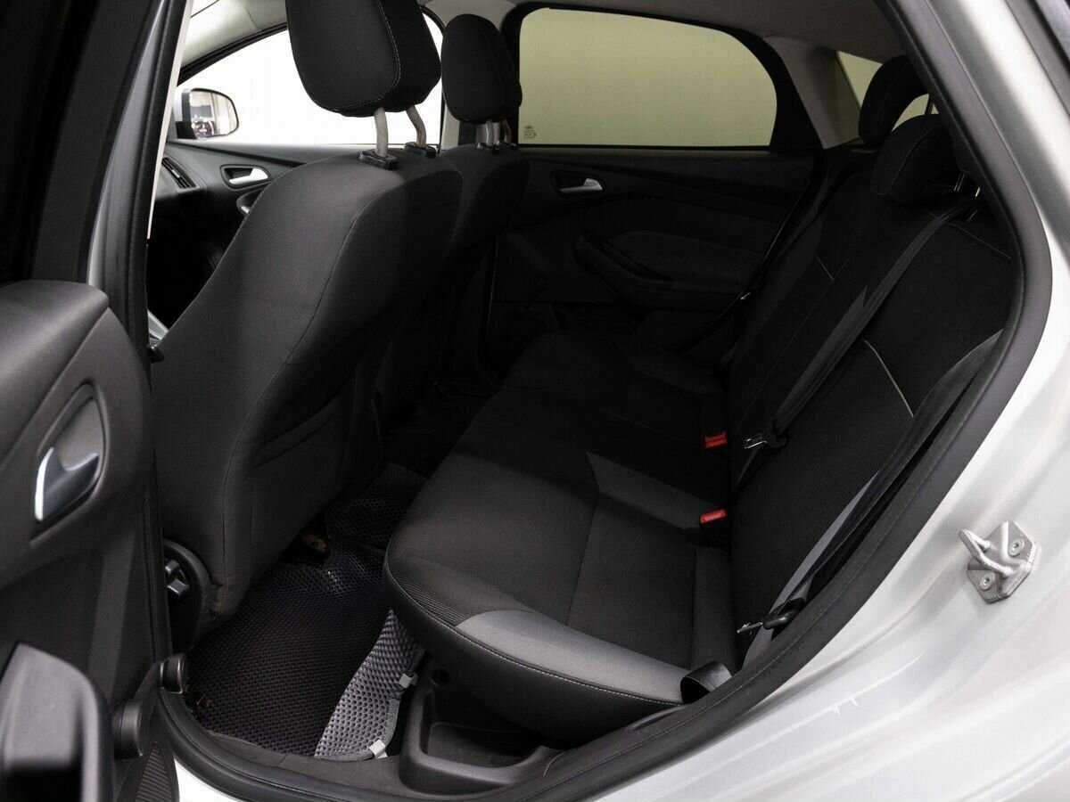 Ford Focus с пробегом — 2013 год. Фото: #9