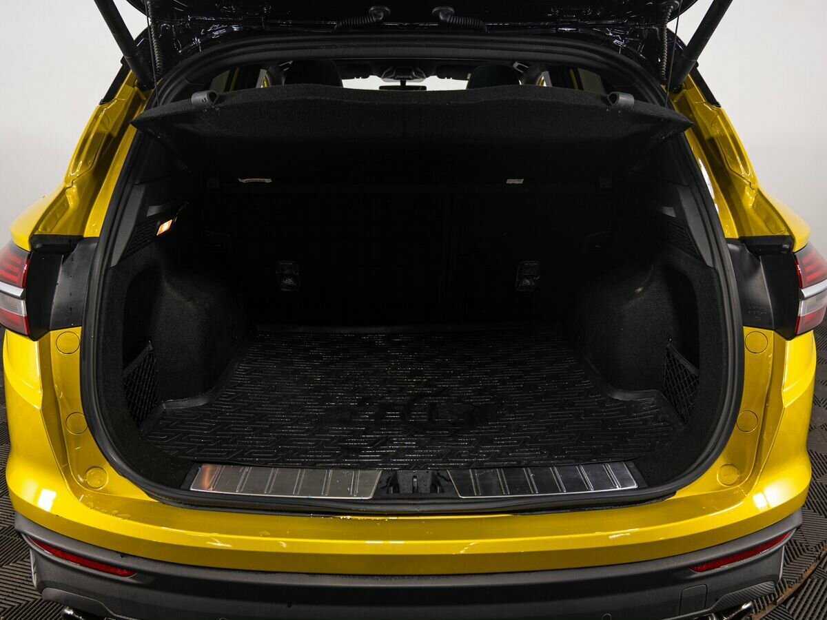 Geely Coolray с пробегом — 2022 год. Фото: #24