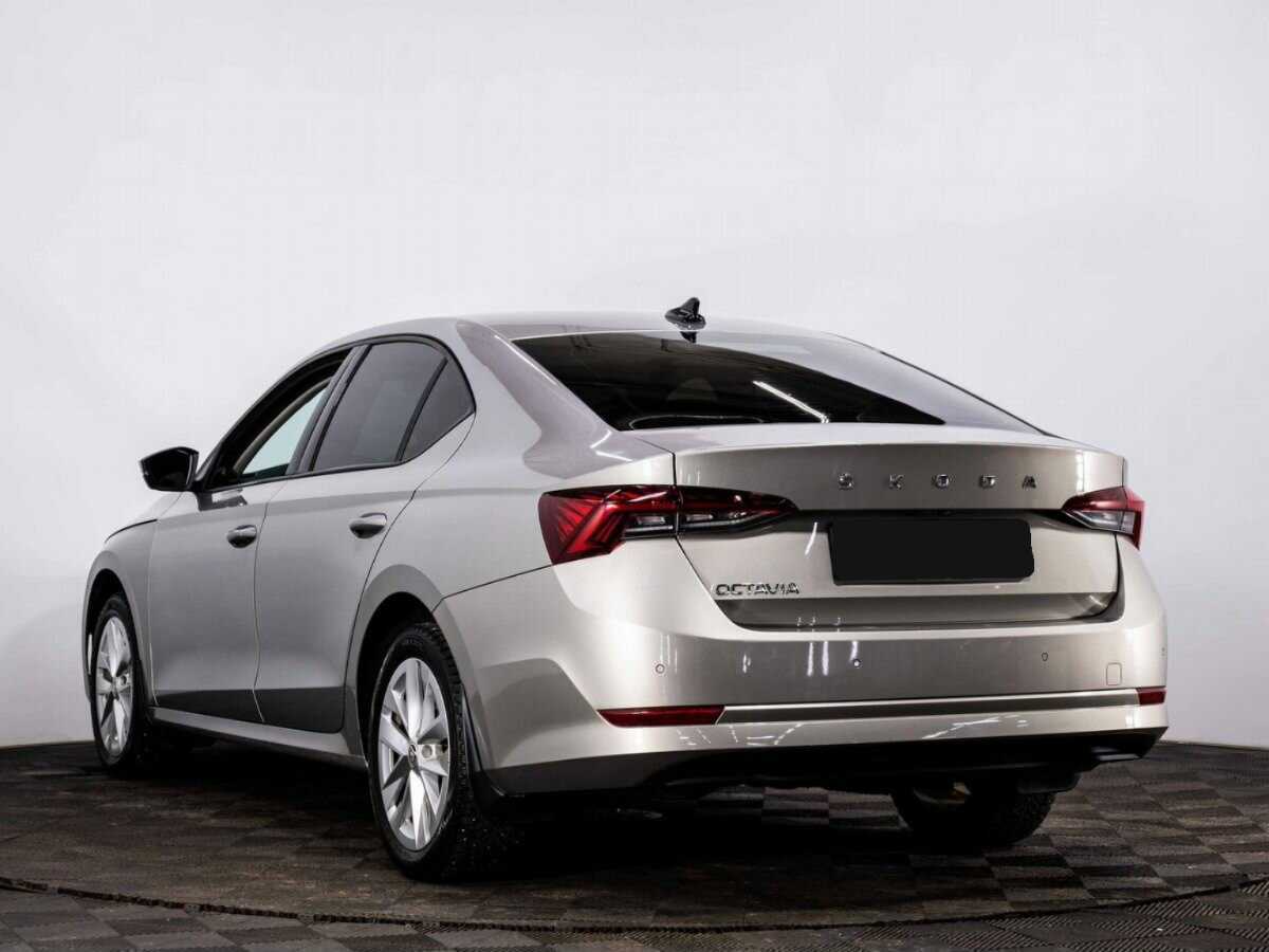 Skoda Octavia с пробегом — 2021 год. Фото: #3
