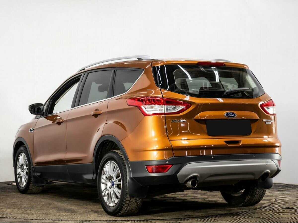 Ford Kuga с пробегом — 2015 год. Фото: #5