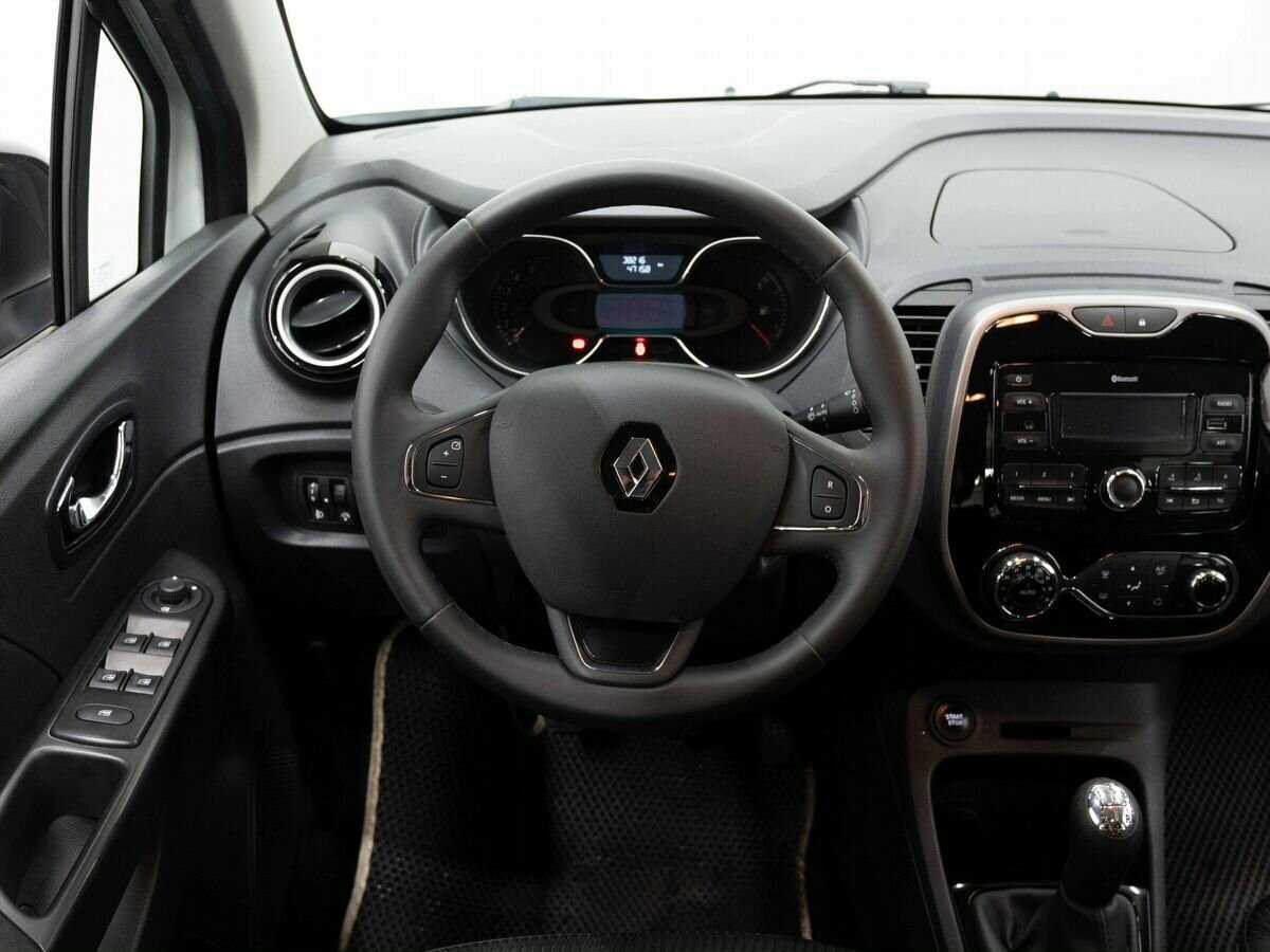 Renault Kaptur с пробегом — 2017 год. Фото: #14