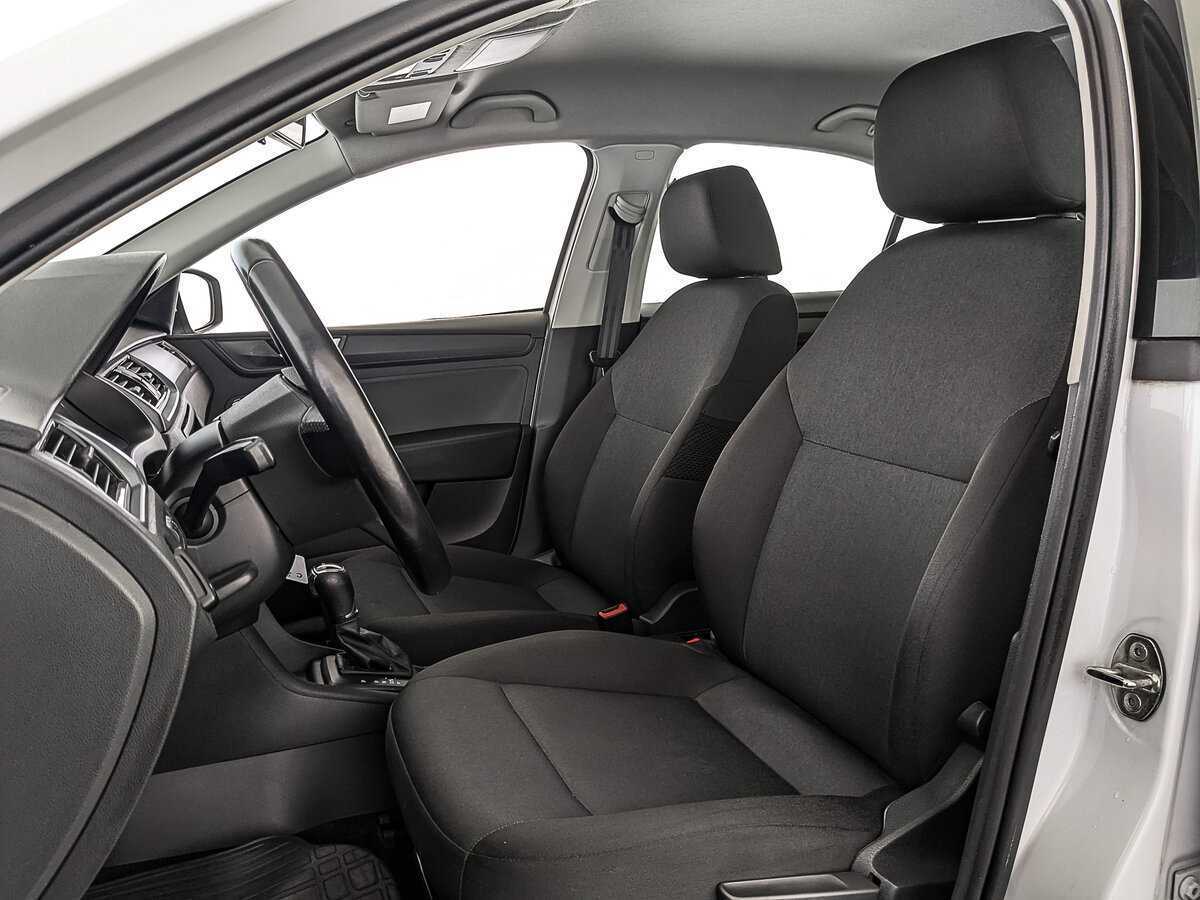 Skoda Rapid с пробегом — 2019 год. Фото: #16