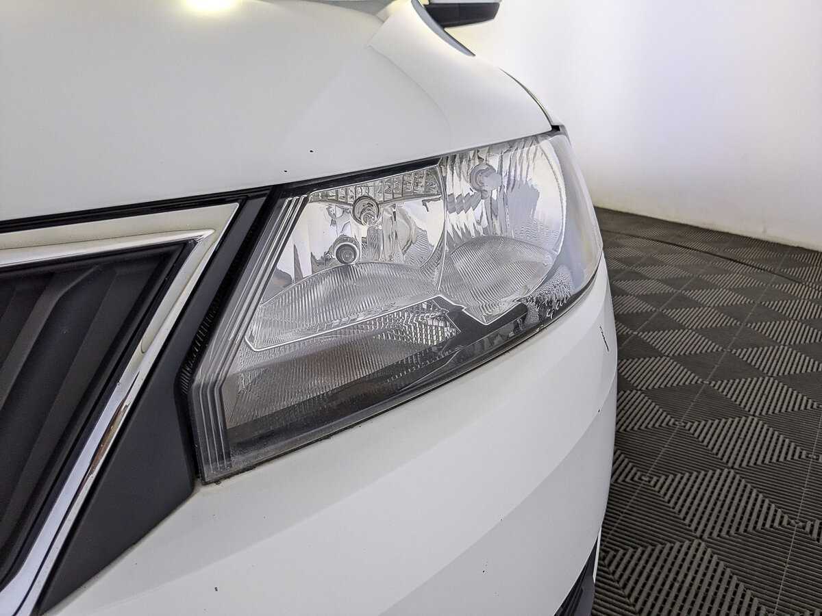 Skoda Rapid с пробегом — 2019 год. Фото: #10