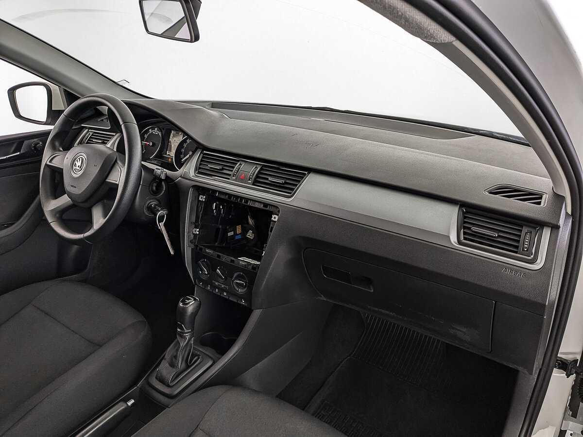 Skoda Rapid с пробегом — 2019 год. Фото: #11