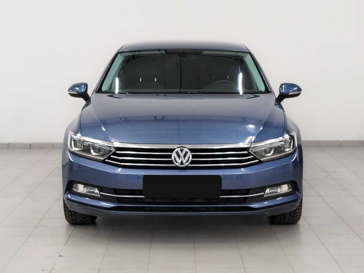 Volkswagen Passat с пробегом — 2015 год. Фото: #1