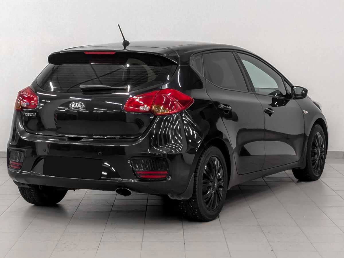 Kia Ceed с пробегом — 2015 год. Фото: #4