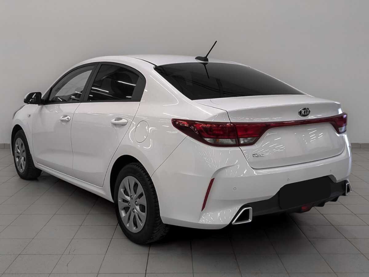Kia Rio с пробегом — 2021 год. Фото: #6
