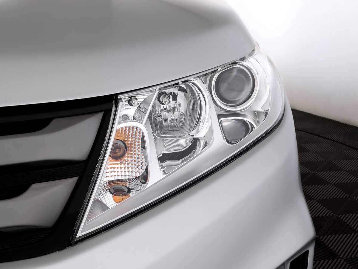 Suzuki Vitara с пробегом — 2016 год. Фото: #14