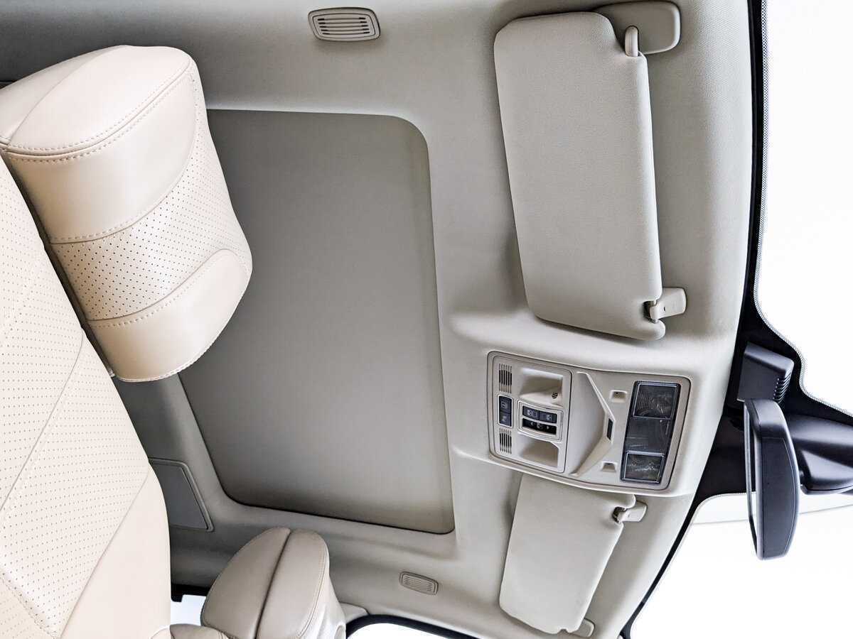 Jaguar XJ с пробегом — 2012 год. Фото: #20