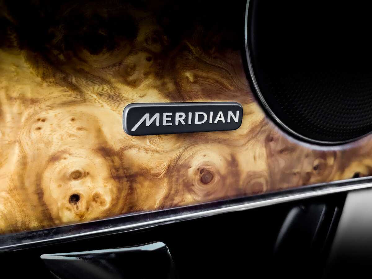 Jaguar XJ с пробегом — 2012 год. Фото: #27