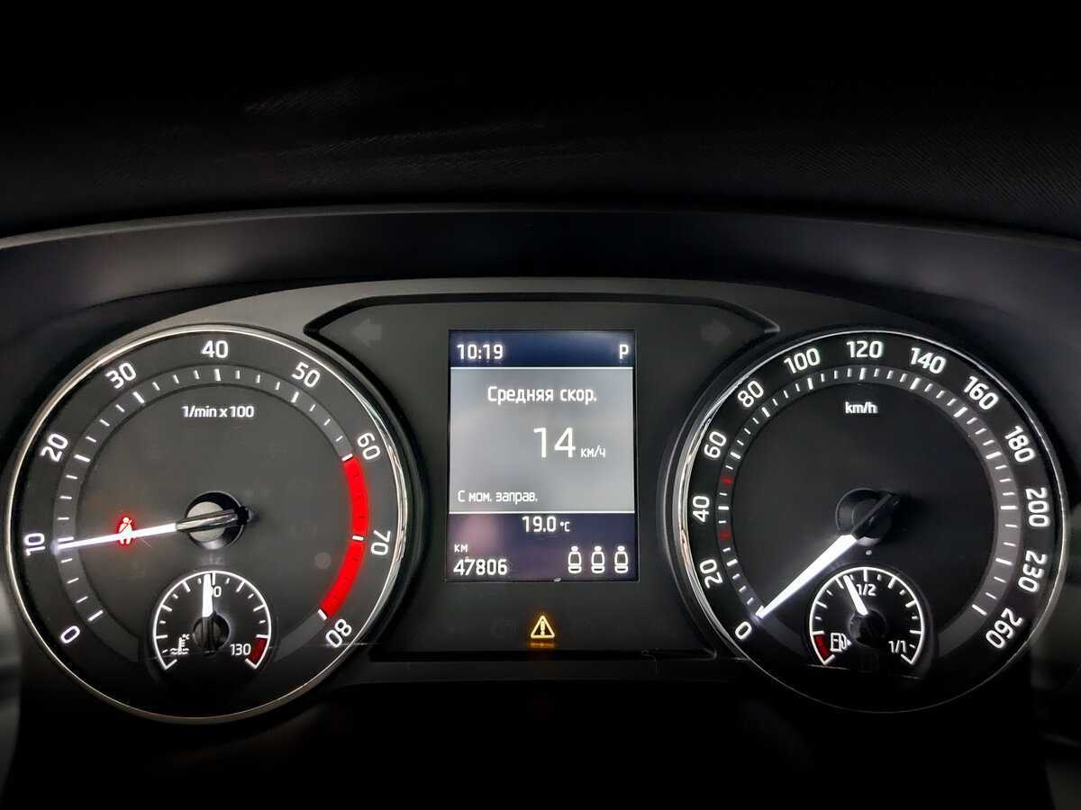 Skoda Octavia с пробегом — 2021 год. Фото: #12