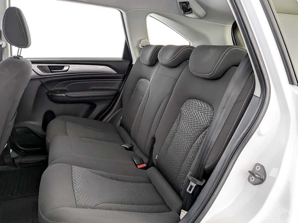 Haval M6 с пробегом — 2023 год. Фото: #11