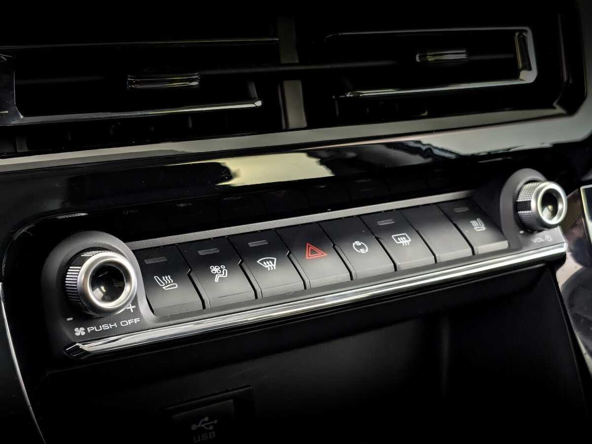 Haval M6 с пробегом — 2023 год. Фото: #24