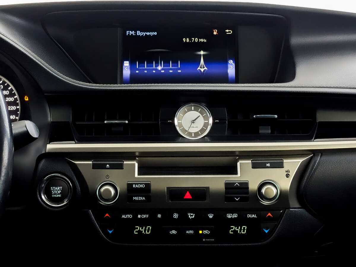 Lexus ES с пробегом — 2015 год. Фото: #14