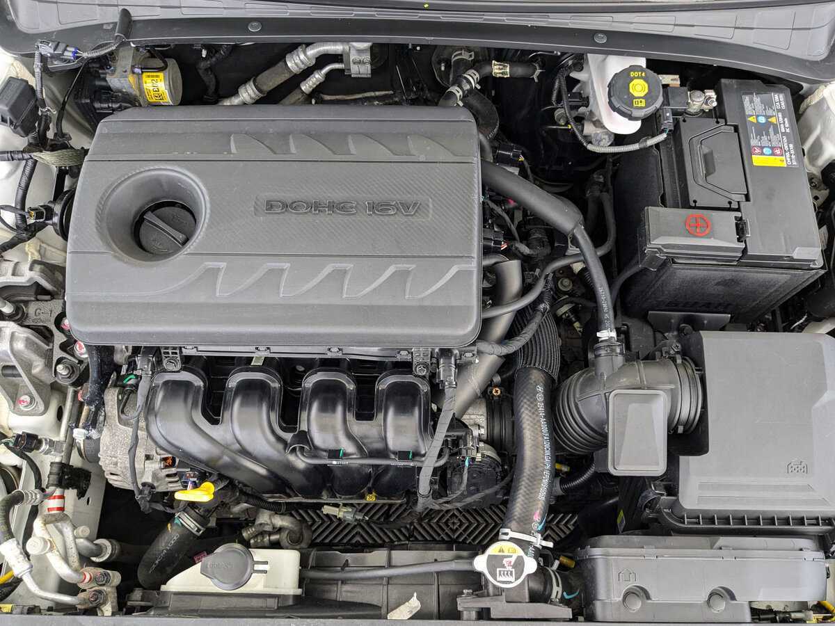 Hyundai Elantra с пробегом — 2021 год. Фото: #8