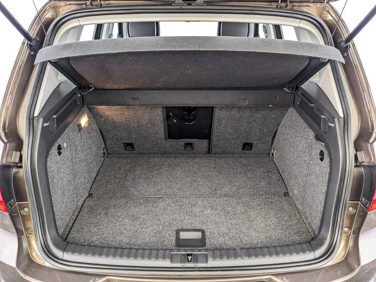 Volkswagen Tiguan с пробегом — 2016 год. Фото: #9