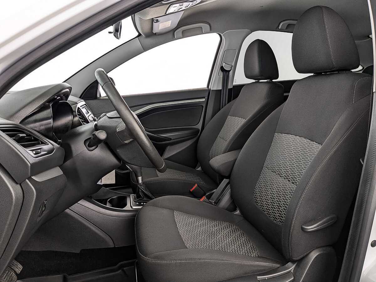 Lada (ВАЗ) Vesta с пробегом — 2021 год. Фото: #19