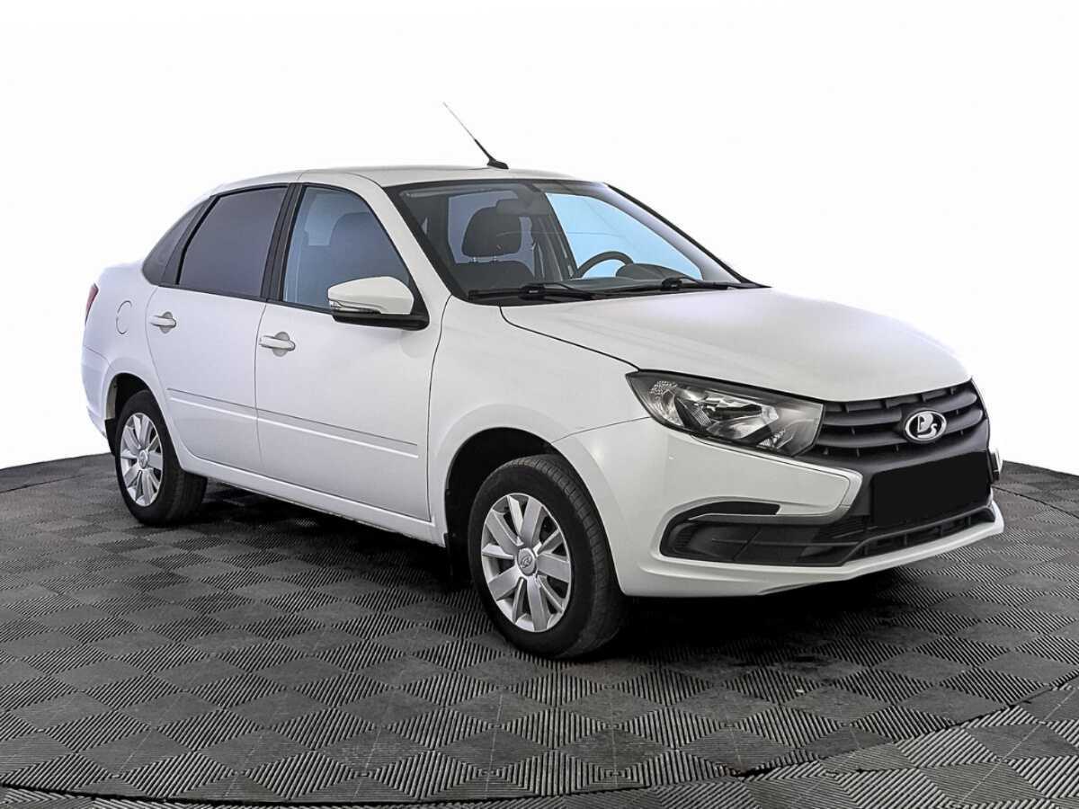 Lada (ВАЗ) Granta с пробегом — 2022 год. Фото: #2