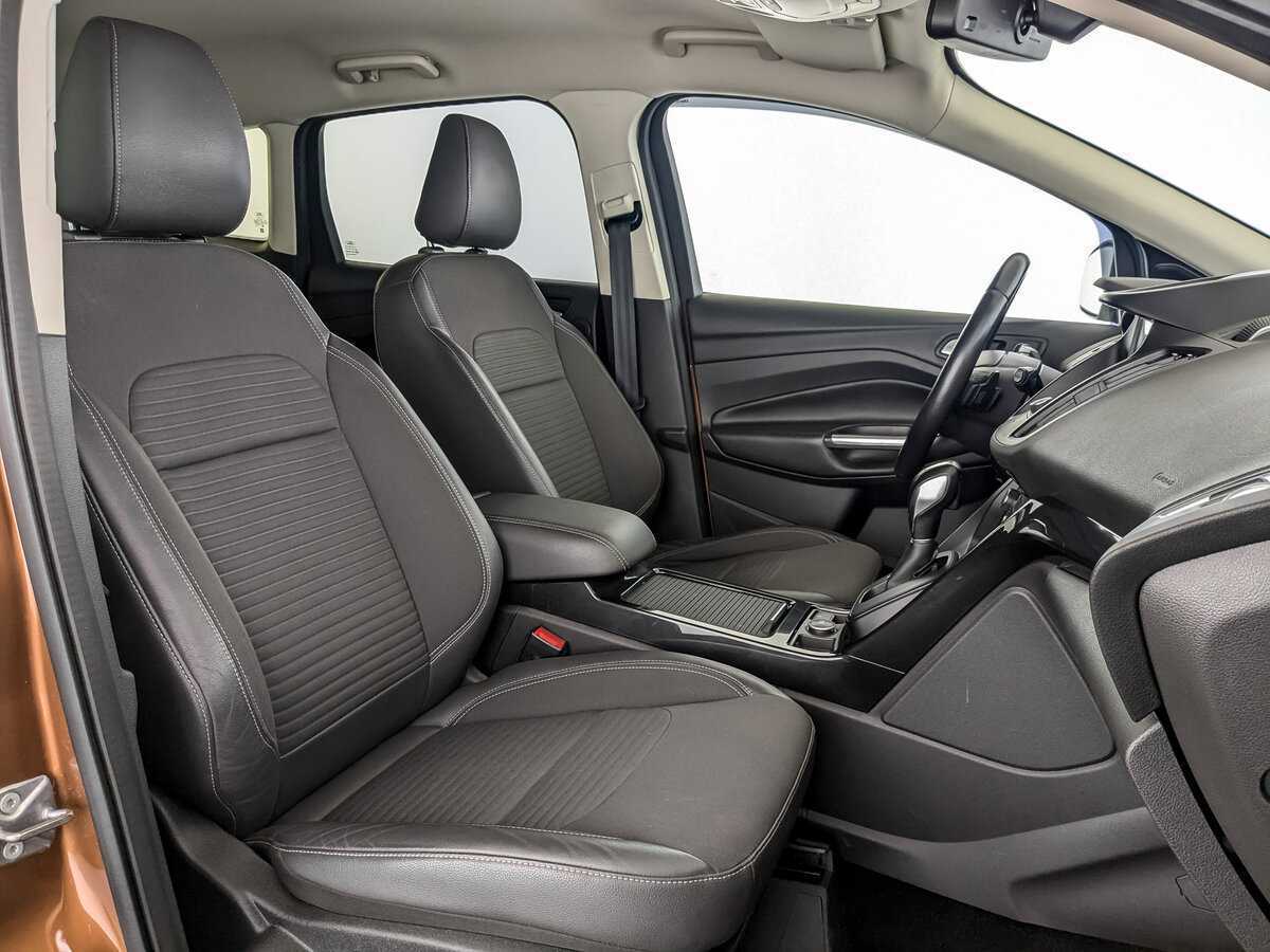 Ford Kuga с пробегом — 2018 год. Фото: #22