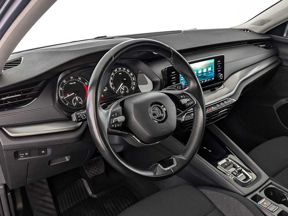 Skoda Octavia с пробегом — 2021 год. Фото: #14