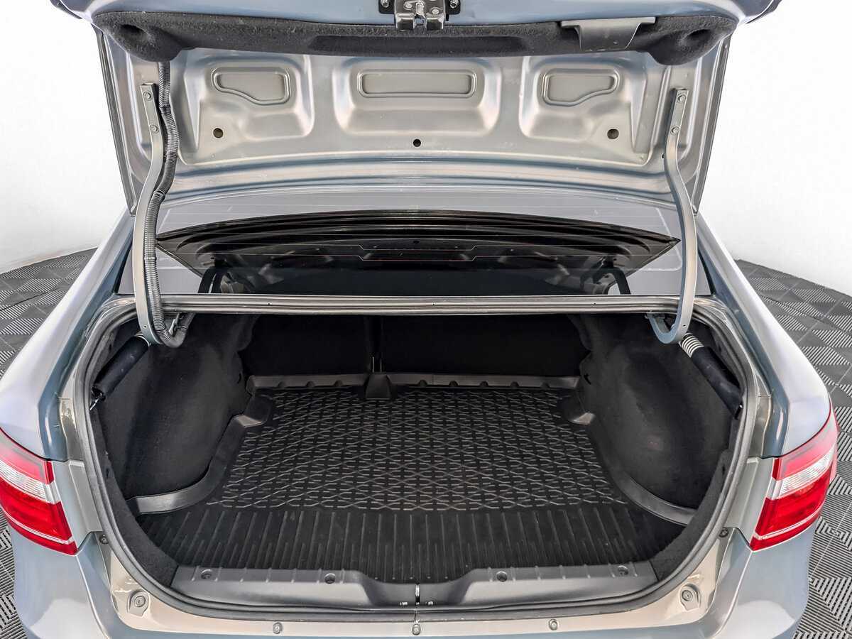 Lada (ВАЗ) Vesta с пробегом — 2019 год. Фото: #9