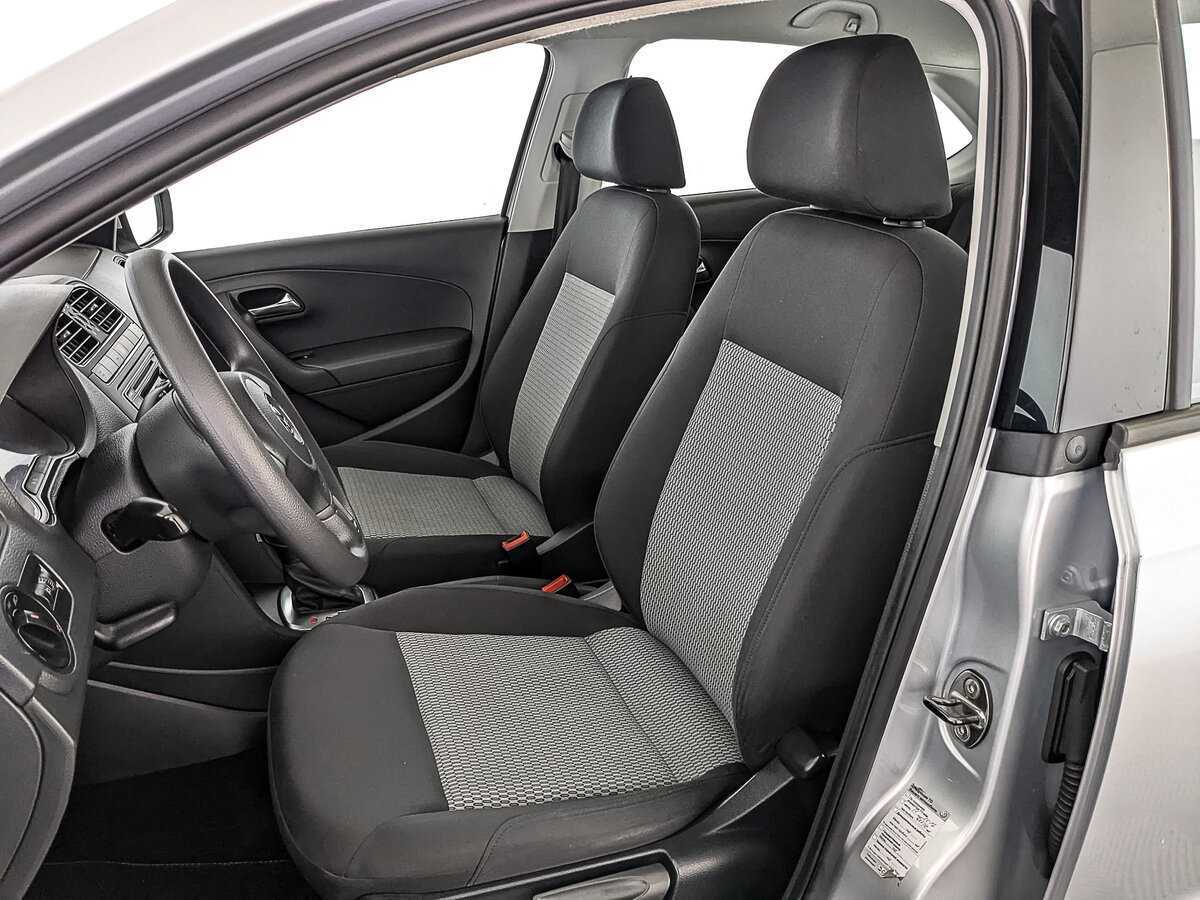 Volkswagen Polo с пробегом — 2015 год. Фото: #19