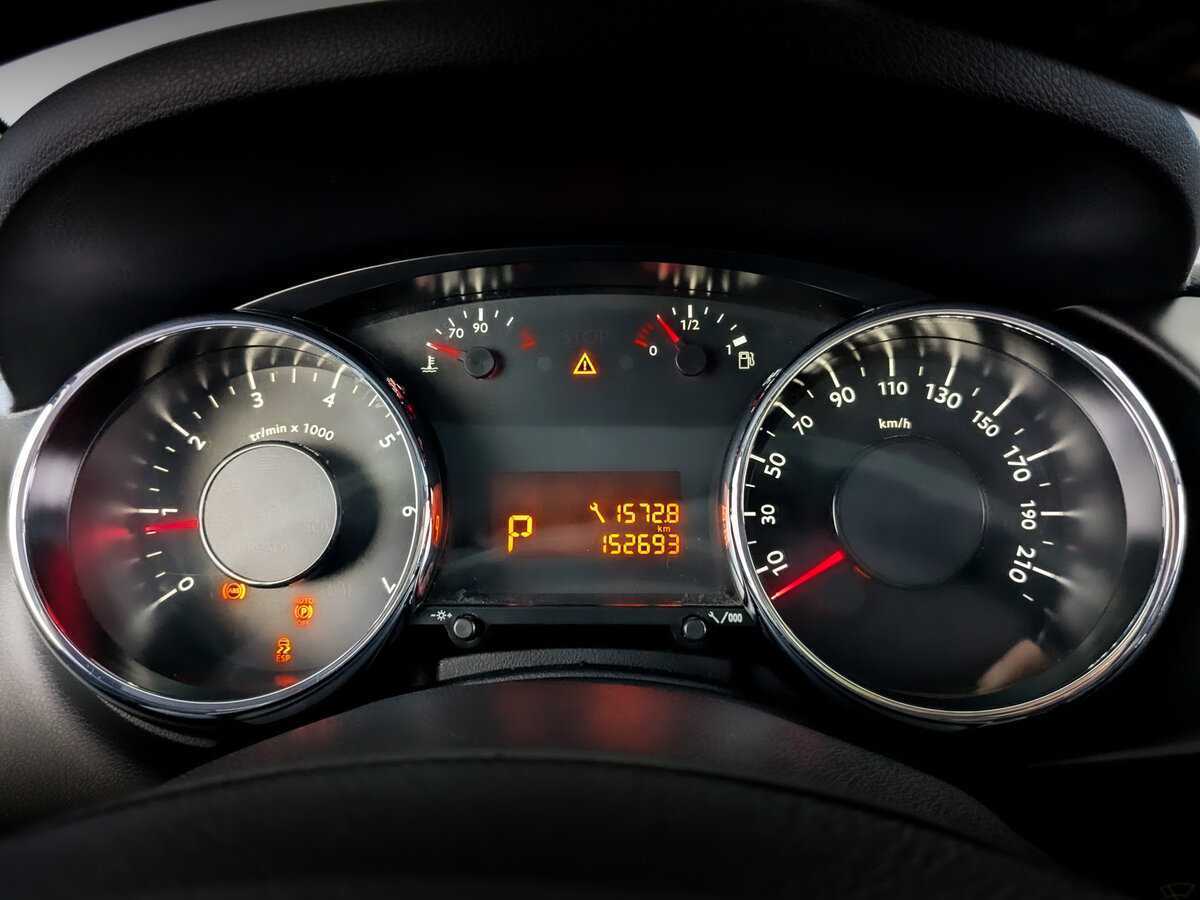 Peugeot 3008 с пробегом — 2012 год. Фото: #12