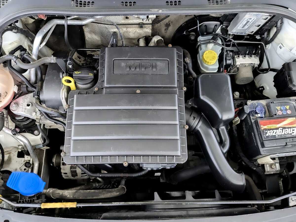 Skoda Rapid с пробегом — 2017 год. Фото: #8