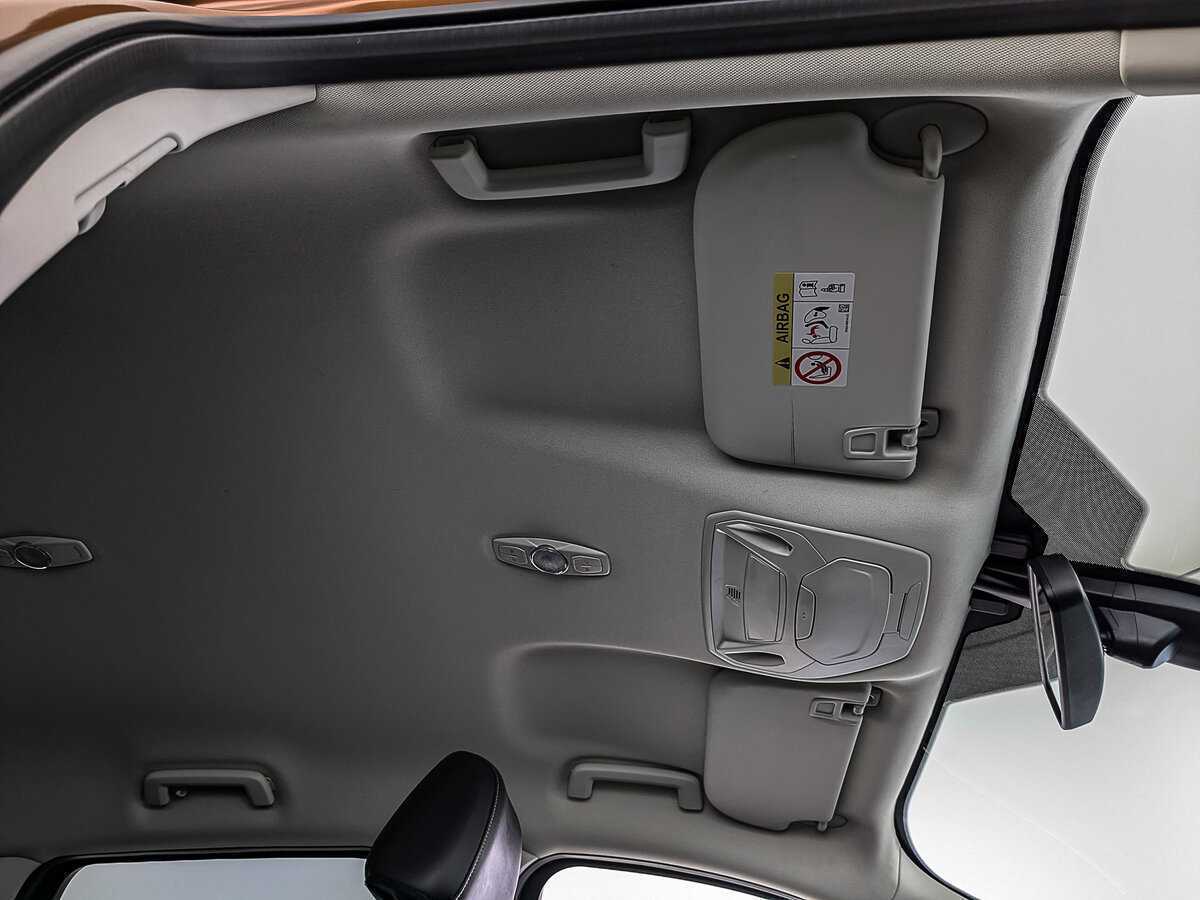 Ford Kuga с пробегом — 2014 год. Фото: #22