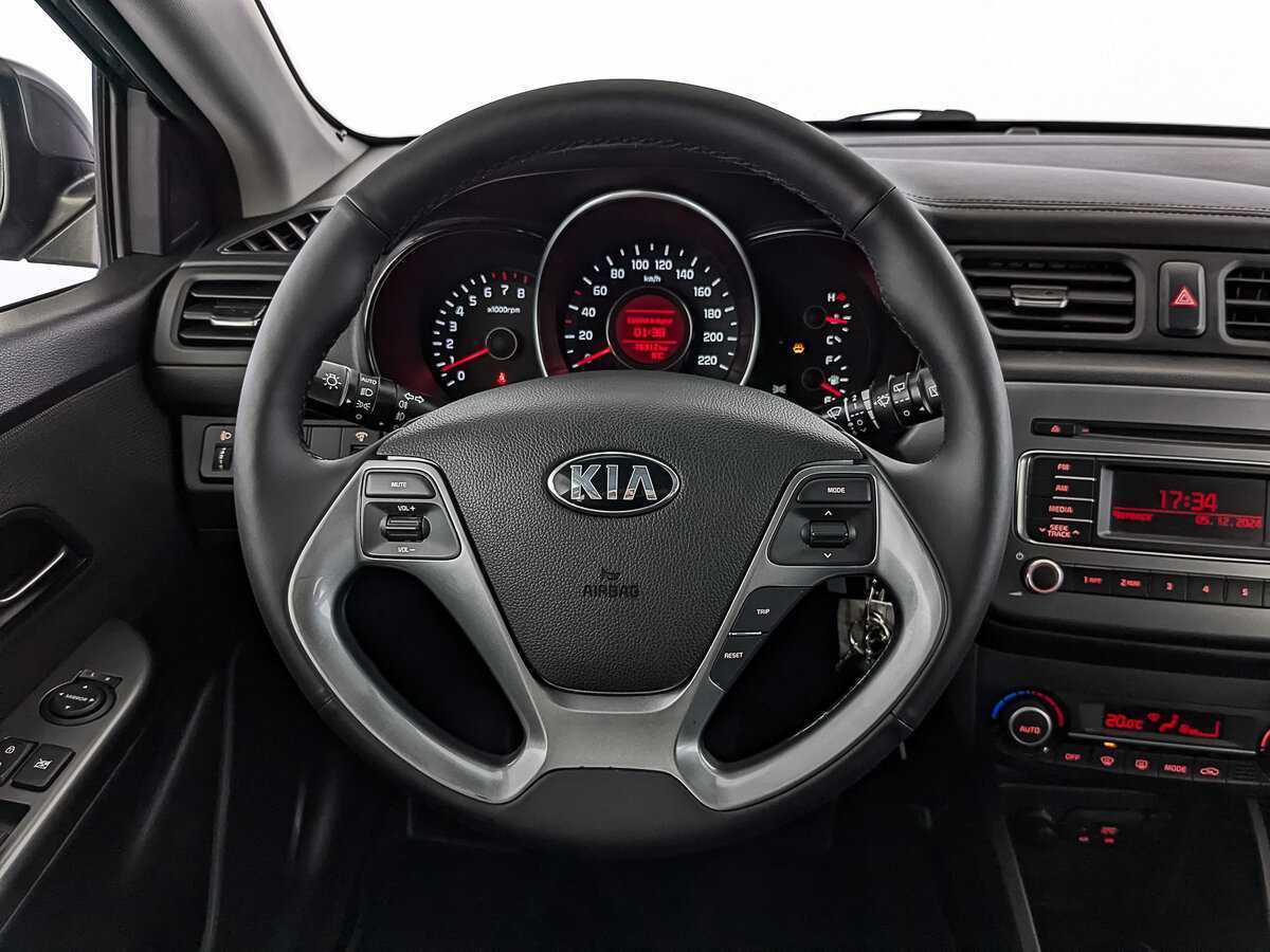 Kia Rio с пробегом — 2016 год. Фото: #19