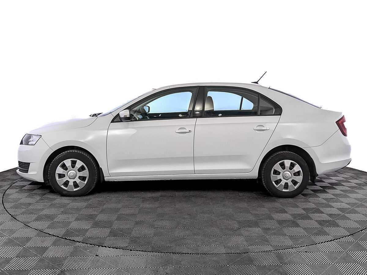 Skoda Rapid с пробегом — 2019 год. Фото: #7