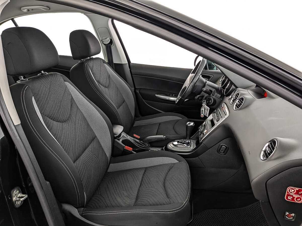 Peugeot 408 с пробегом — 2016 год. Фото: #21