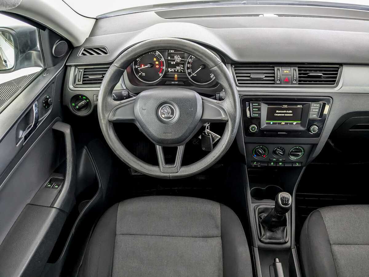 Skoda Rapid с пробегом — 2017 год. Фото: #24