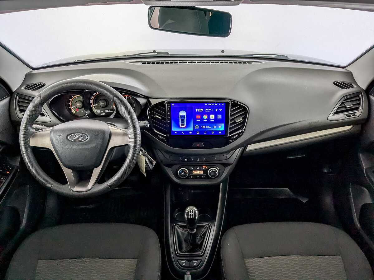 Lada (ВАЗ) Vesta с пробегом — 2017 год. Фото: #13