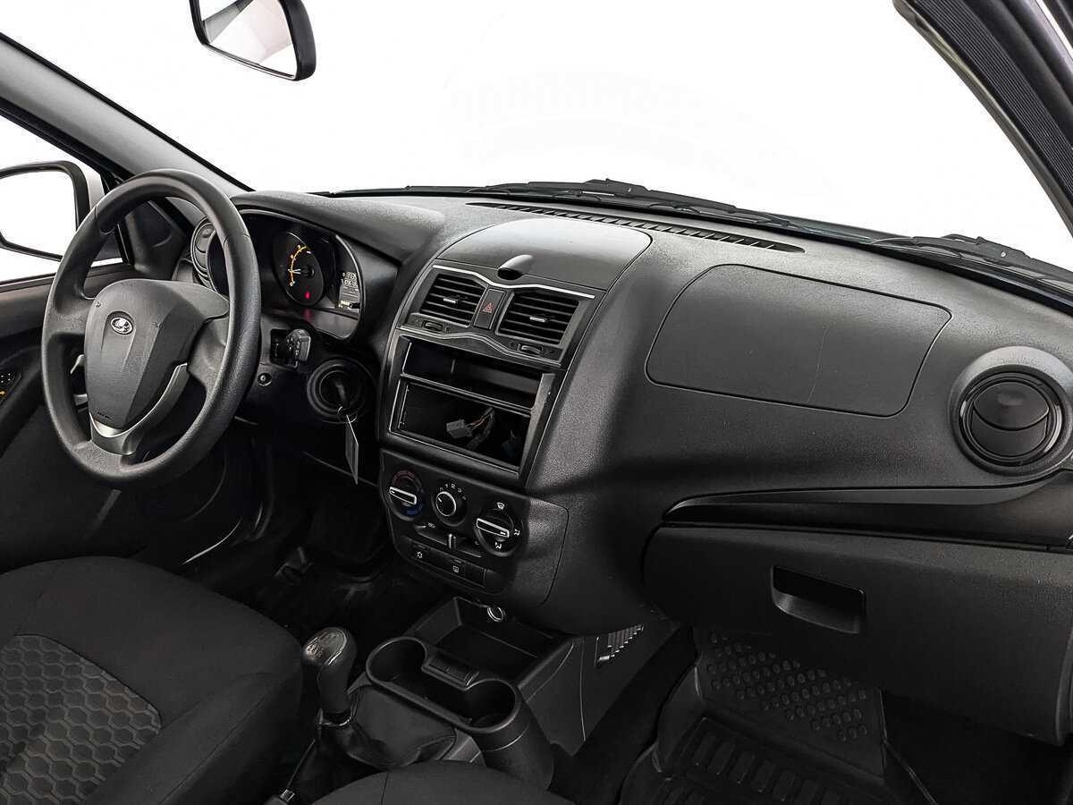 Lada (ВАЗ) Granta с пробегом — 2022 год. Фото: #12