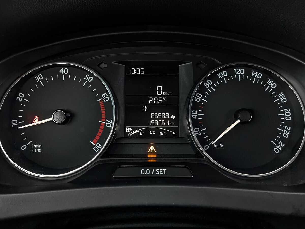 Skoda Rapid с пробегом — 2017 год. Фото: #14