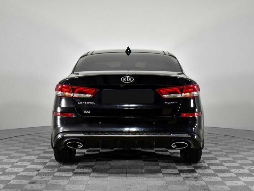 Kia Optima с пробегом — 2018 год. Фото: #5