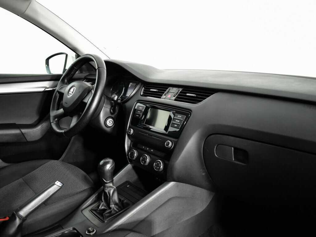 Skoda Octavia с пробегом — 2014 год. Фото: #8