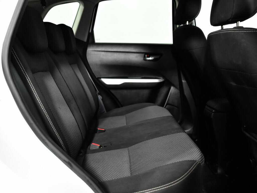 Suzuki Vitara с пробегом — 2016 год. Фото: #9