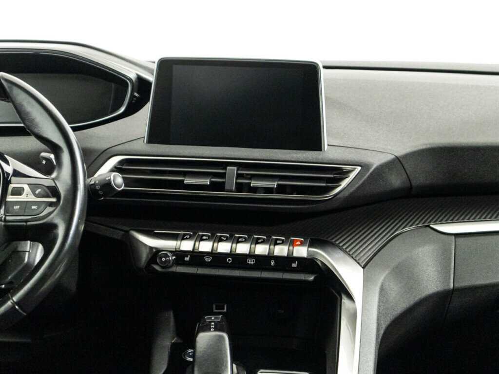 Peugeot 3008 с пробегом — 2017 год. Фото: #13