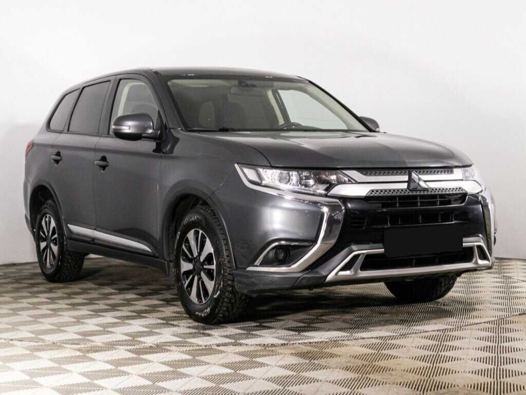 Mitsubishi Outlander с пробегом — 2019 год. Фото: #2