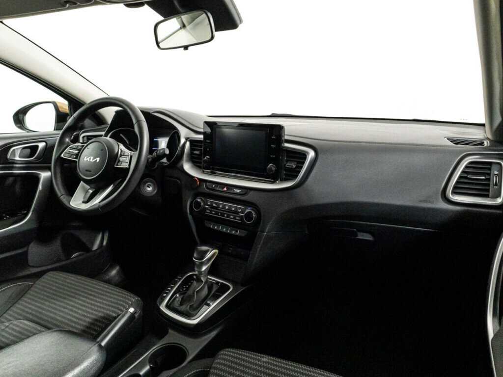 Kia Ceed с пробегом — 2021 год. Фото: #8